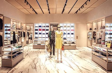 rivendita versace vicenza|Versace Outlet Boutique .